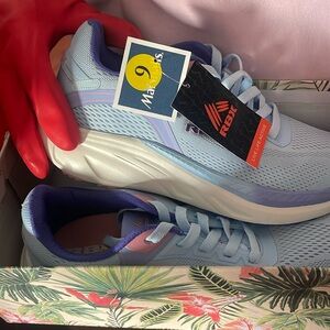 Reebox RBX New Women Sports Shoes size 9